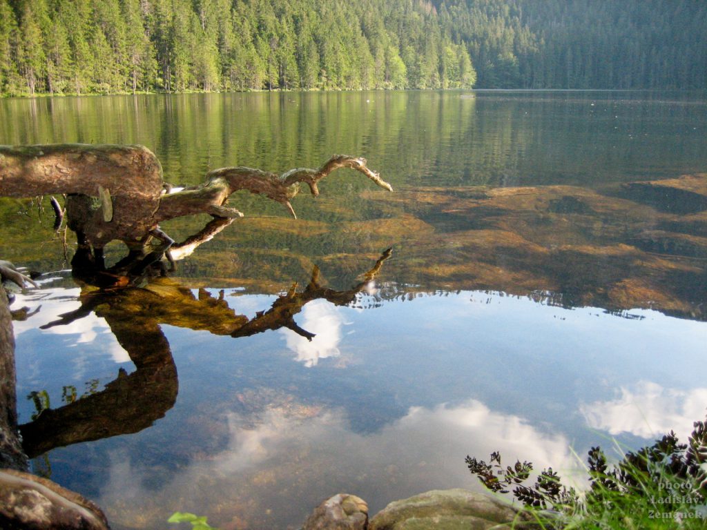 Černé jezero