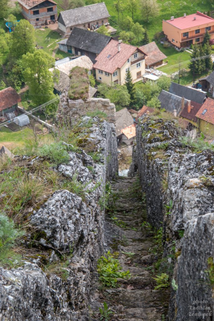 hrad Lednica - vrchol bradla