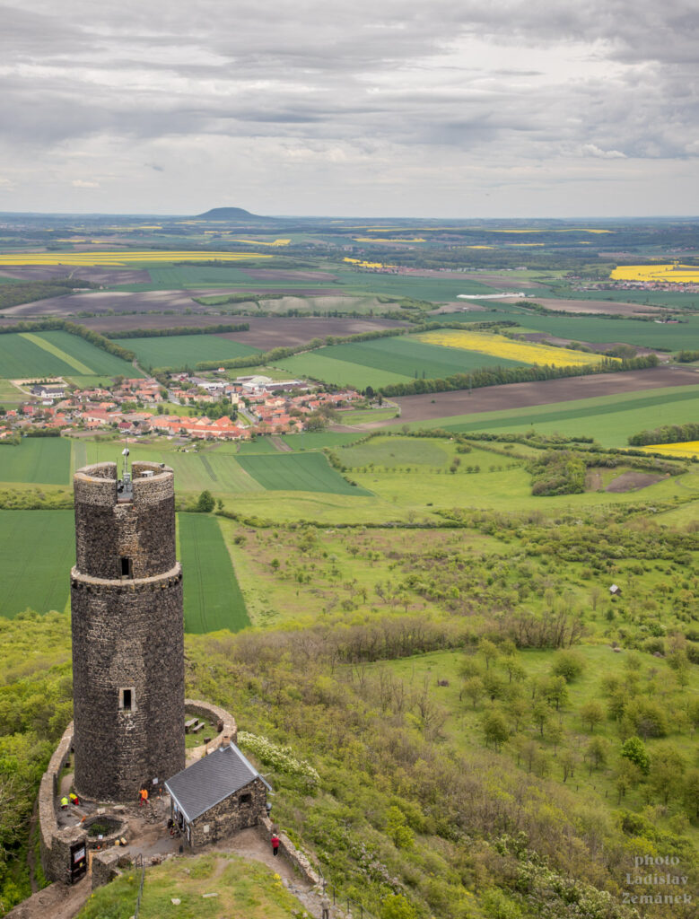 hrad hazmburk - černá věž
