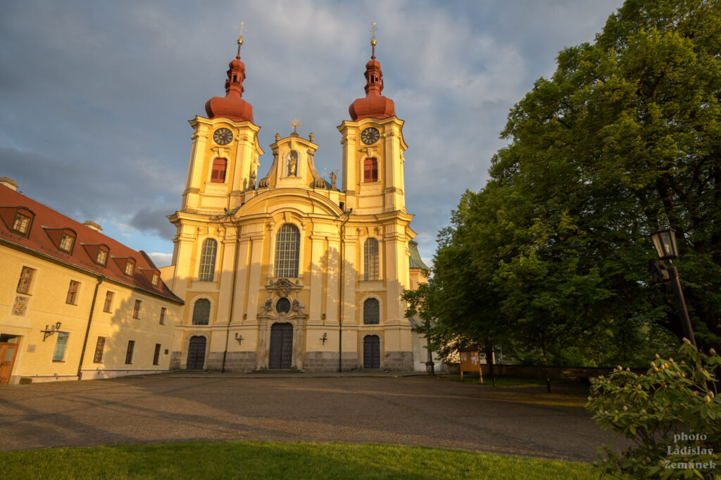 Hejnice - Kostel Navštívení Panny Marie