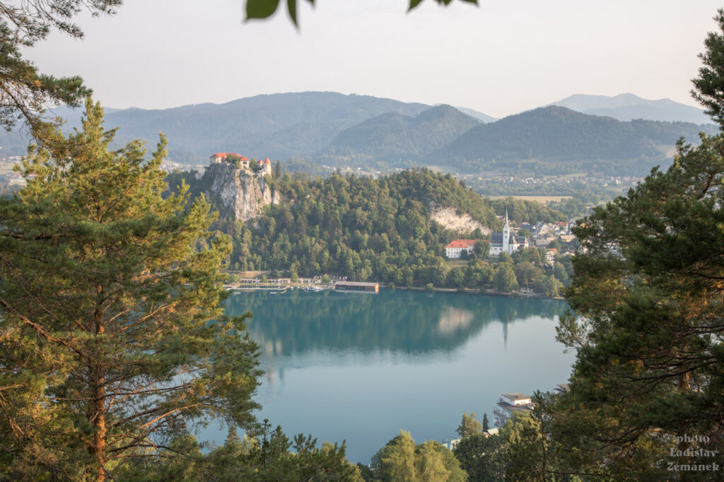 Bledský hrad a jezero Bled