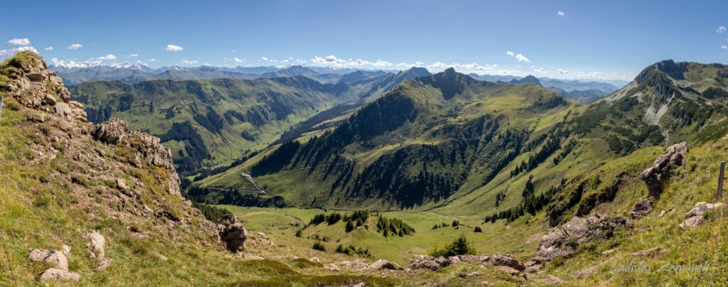 Výhled od Hochhörndl - směr Vysoké Taury a Glocknergruppe
