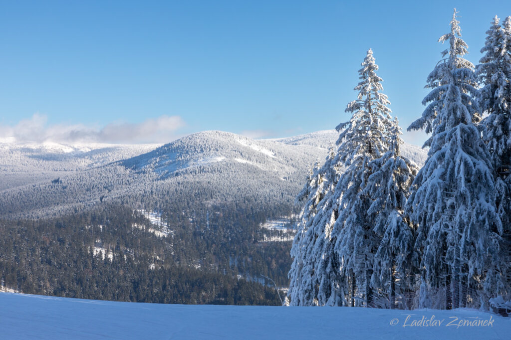 Čertova hora v zimě - výhled